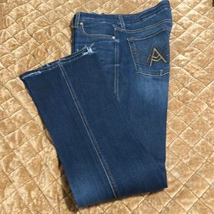 7 For All Mankind A Pocket Jeans. Moderate wear at bottom.